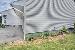 71 Hardy St, Presque Isle, ME 04769 - Photo 10