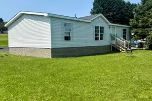 757 Main St, Madawaska, ME 04756 - Photo 1
