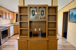 757 Main St, Madawaska, ME 04756 - Photo 8