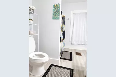 122 Whitney Street, Auburn, ME 04210 - Photo 8