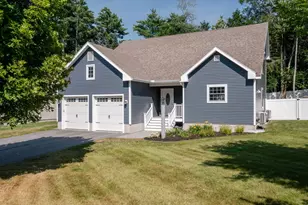 75 Forest Glen Ln, Topsham, ME 04086 - Photo 8