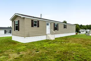 86 Heather Dr, Lewiston, ME 04240 - Photo 8