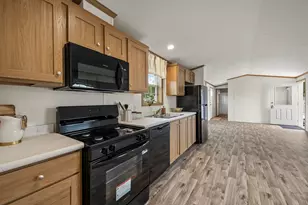 86 Heather Dr, Lewiston, ME 04240 - Photo 32