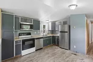 68 High St, Oakland, ME 04963 - Photo 10