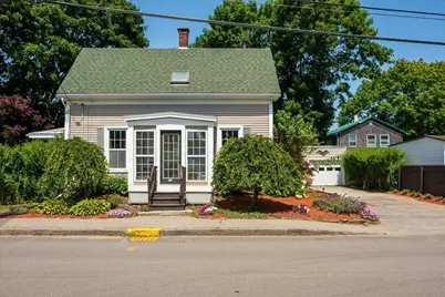 57 Pleasant Street, Rockland, ME 04841 - Photo 1