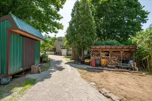 57 Pleasant St, Rockland, ME 04841 - Photo 16