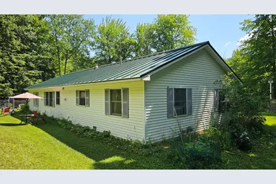 60 Merritt Street, Canaan, ME 04924 - Photo 8