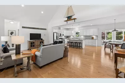 113 Sea Road, Kennebunk, ME 04043 - Photo 4