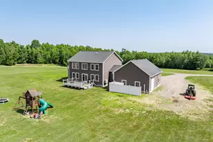 272 N Chester Rd, Manchester, ME 04457 - Photo 4