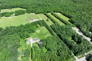 272 N Chester Rd, Manchester, ME 04457 - Photo 10