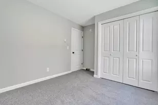 9 Oakland St, Saco, ME 04072 - Photo 14