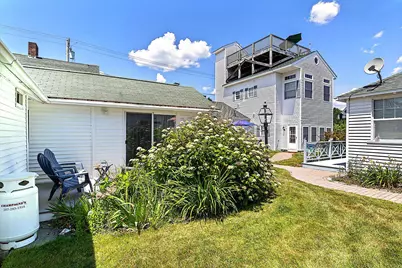 165 E Grand Avenue, Old Orchard Beach, ME 04064 - Photo 2