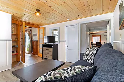 165 E Grand Avenue, Old Orchard Beach, ME 04064 - Photo 6