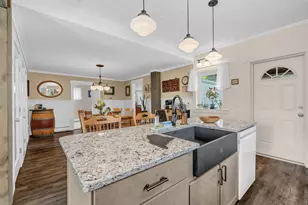 935 W Main St, Dover Foxcroft, ME 04426 - Photo 12