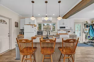 935 W Main St, Dover Foxcroft, ME 04426 - Photo 4