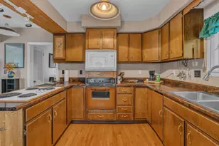 77 Center St, Bangor, ME 04401 - Photo 4