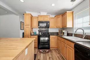 2061 State Hwy 193, Beddington, ME 04622 - Photo 12