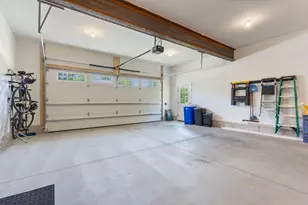 1 Beacon Dr, Brunswick, ME 04011 - Photo 52