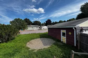 6 Holy Family St, Lewiston, ME 04240 - Photo 18