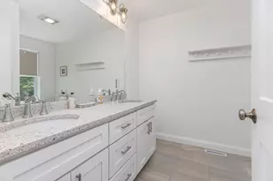 423 Seaside Ave, Saco, ME 04072 - Photo 32