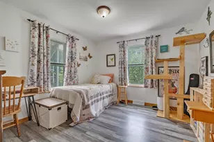 8 Thompson St, Lewiston, ME 04240 - Photo 12