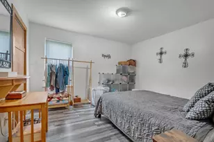 8 Thompson St, Lewiston, ME 04240 - Photo 14