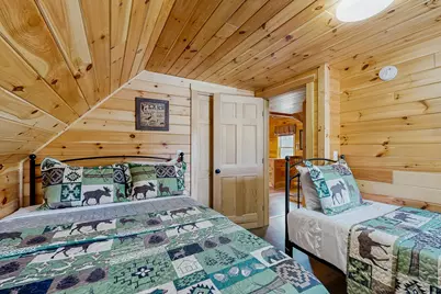 23 N Birch Street, Greenville, ME 04441 - Photo 18