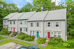 83 Middle St, Hallowell, ME 04347 - Photo 1