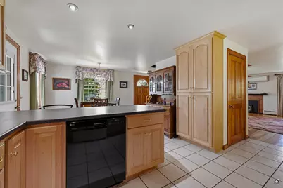 24 Smith Street, Augusta, ME 04330 - Photo 12
