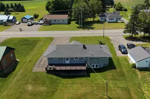 427 Sweden St, Caribou, ME 04736 - Photo 2