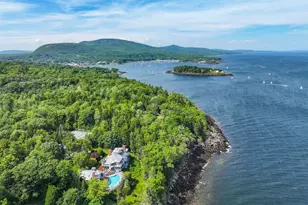 230 Bay View St, Camden, ME 04843 - Photo 2