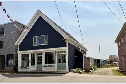 49 Main, Vinalhaven, ME 04863 - Photo 2