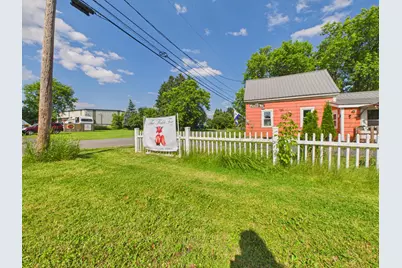 12 Jordan Street, Presque Isle, ME 04769 - Photo 2