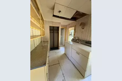 1077 Chadbourne Road, Standish, ME 04084 - Photo 18