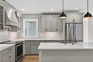 20 Fairway Commons Dr, Gorham, ME 04038 - Photo 6