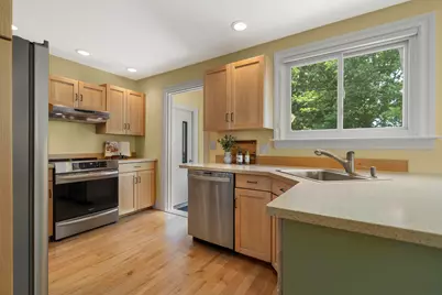 25 Deblois Street, Portland, ME 04103 - Photo 12