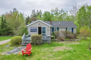 1069 Newbury Neck Rd, Surry, ME 04684 - Photo 8