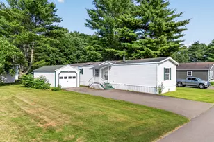 23 Karen St, Palmyra, ME 04965 - Photo 2