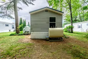 86 Tufton St, Brunswick, ME 04011 - Photo 30