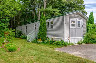 86 Tufton St, Brunswick, ME 04011 - Photo 1