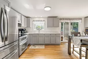 87 Long Swamp Rd, Berwick, ME 03901 - Photo 8