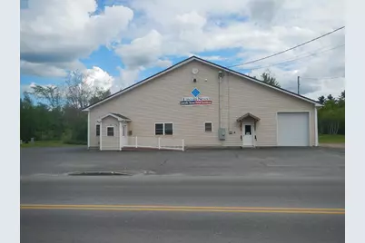 78 W Broadway, Lincoln, ME 04457 - Photo 1