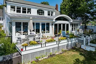 25 Water St, Searsport, ME 04974 - Photo 1