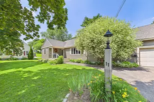 11 Franklin St, Waterville, ME 04901 - Photo 2