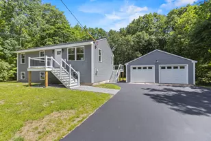2817 Sanford Rd, Wells, ME 04090 - Photo 2