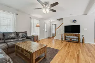24 Heritage Dr, Berwick, ME 03901 - Photo 2