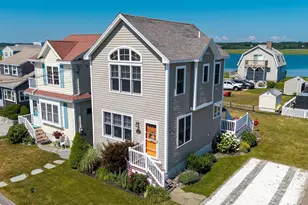 382 Atlantic Ave, Wells, ME 04090 - Photo 2