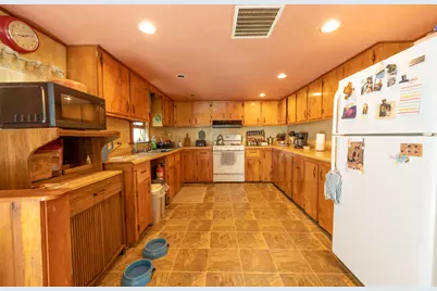 696 Plains Road, Mount Vernon, ME 04350 - Photo 10