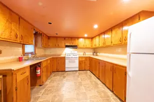 696 Plains Rd, Mount Vernon, ME 04350 - Photo 8