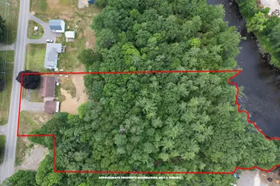 422 Peltoma Avenue, Pittsfield, ME 04967 - Photo 2